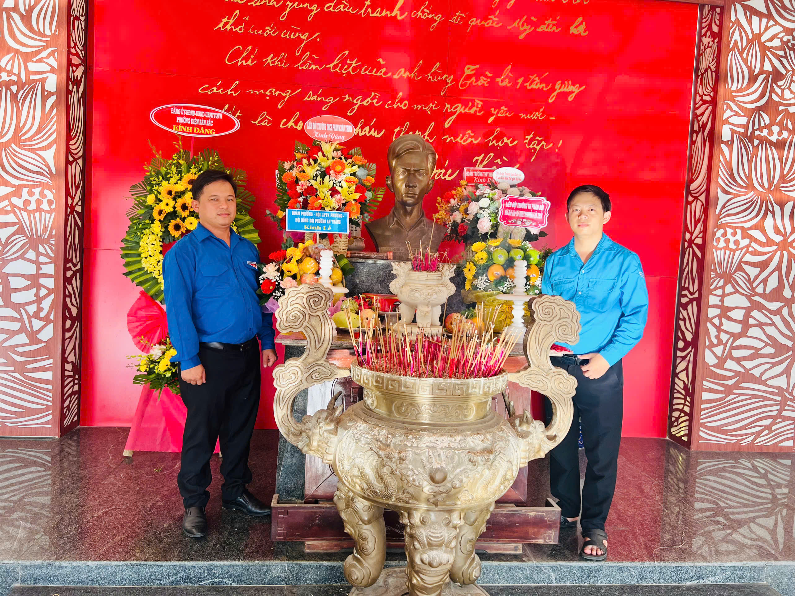 z7121615586985_9b59cf8b7aa5710ee9c2dda8d45e0c22_37c02